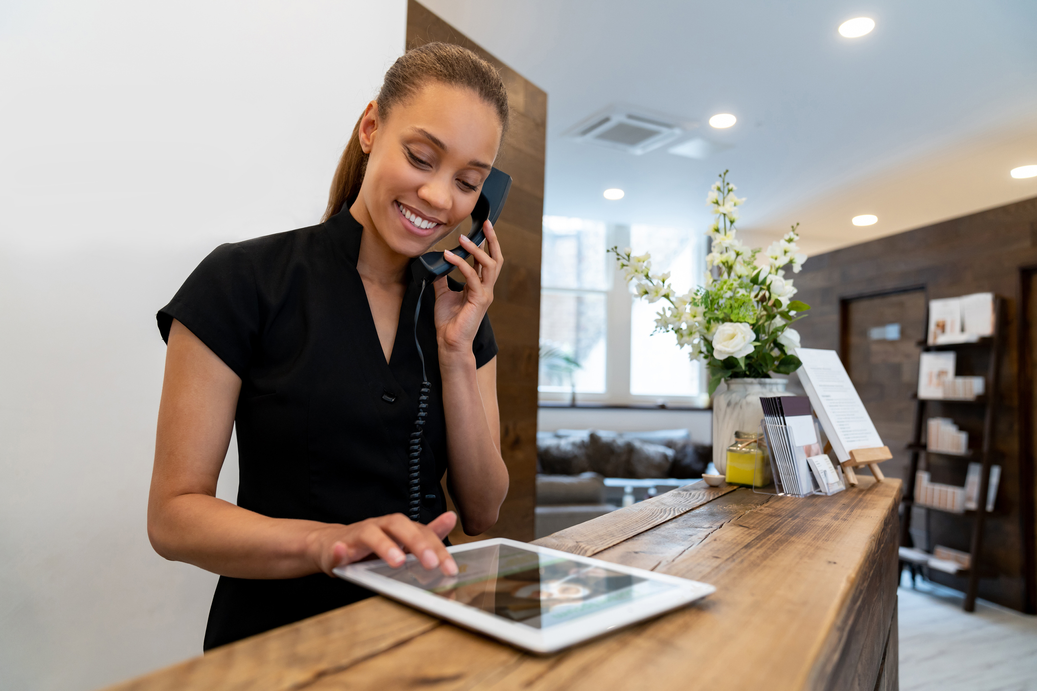 On-Demand Pay Can Help Your Hospitality Business Hire Faster and Retain Employees Longer